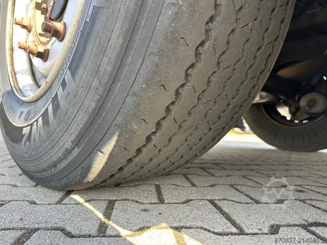 Kühlkoffer-LKW SCANIA P 410 / Carrier 1150 MT / Durchlader / LBW