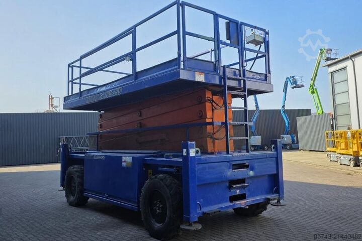 Elevador de tesoura Liftlux SL205-25 D4WDS/P Diesel, 4x4 Drive, Hydraulic Deck
