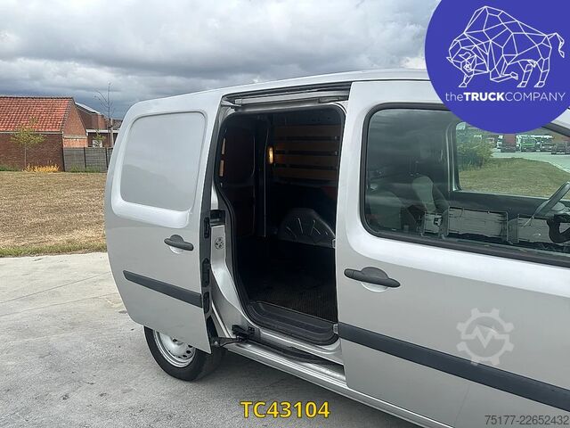 Fourgon tôlé Renault Kangoo