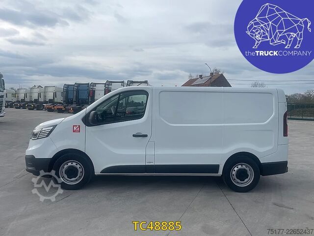 Fourgon tôlé Renault Trafic Trafic 3 150.30 EDC6 L1H1