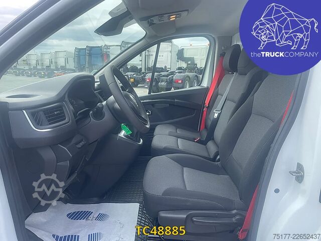 Fourgon tôlé Renault Trafic Trafic 3 150.30 EDC6 L1H1