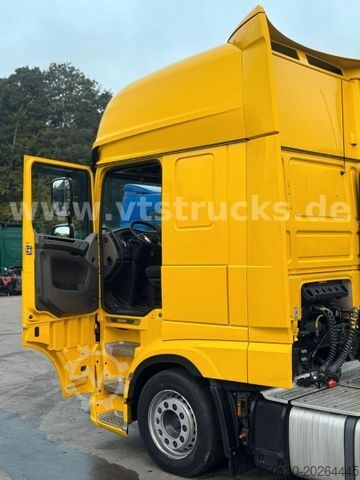 Trator de grande volume DAF XF 480 Retarder Mega Voll Luft Standklima