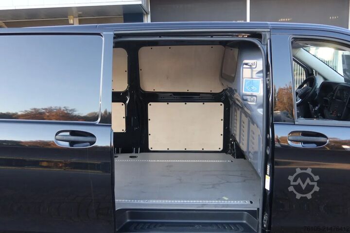 Umpikorja-auto Mercedes-Benz Vito 116 CDI 29.500 euro