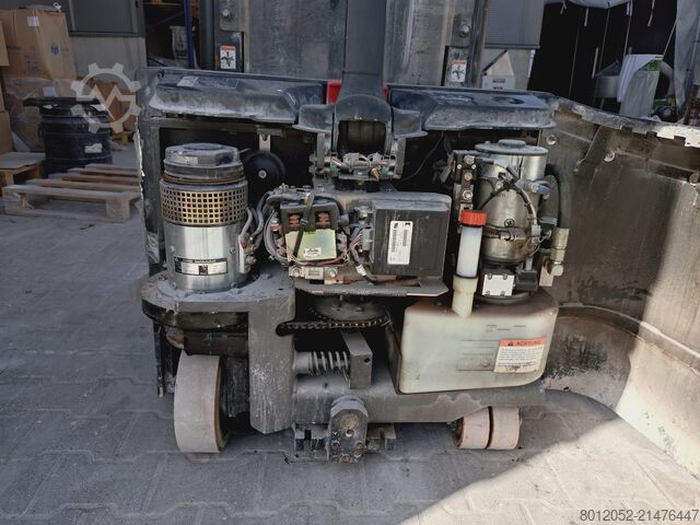 Transpalette électrique à levée basse Crown 2300 Series