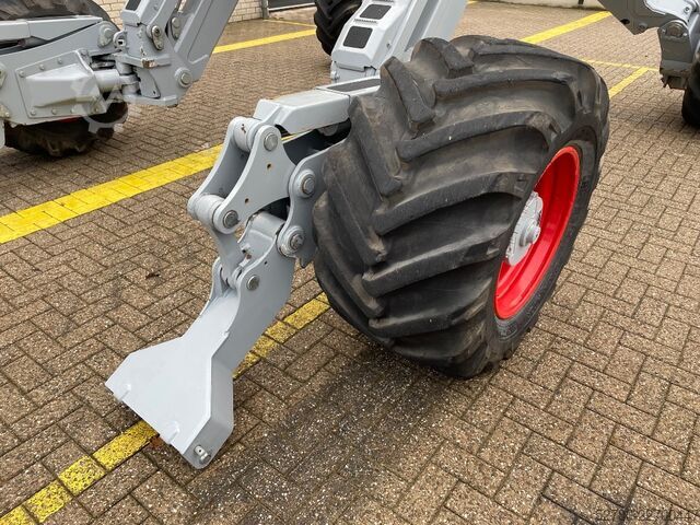 Gradbena stroj Menzi Muck M545 SOLD