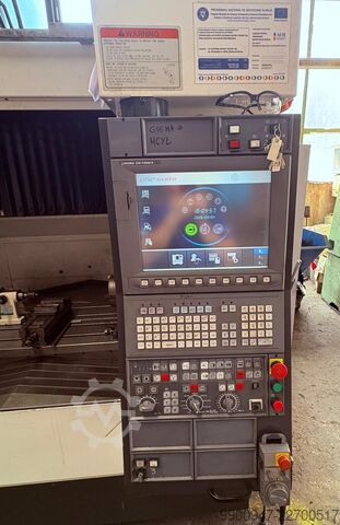 Vertikální obráběcí centrum OKUMA GENOS Okuma GENOS 560R-V CNC OSP-P300M-R Serie 0712-