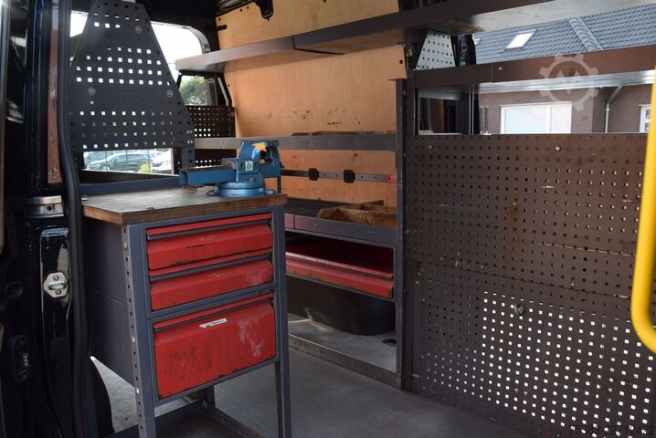 ون با سقف بلند VW Crafter  35 L2H2 AHK 2xSchiebetür Werkstattregale