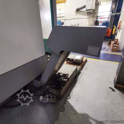 Universal machining center DECKEL MAHO DMU200P