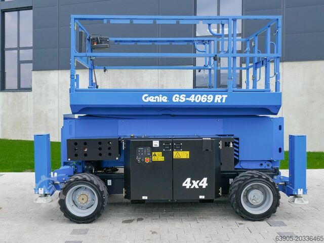 Scherenarbeitsbühne Genie GS 4069RT