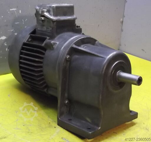 Gear motor 0.1 kW 11 rpm Bauer DO120/85