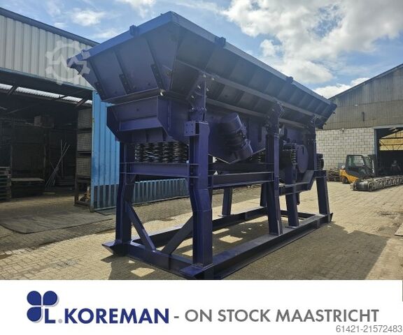 SBM trechter met trilgoot en Grizzly zeefmachine SBM Austria SBM Hopper with Vibrating Chute and Grizzly Screening Machine