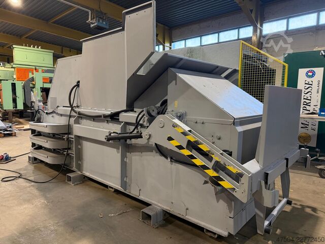 Prensa horizontal para balas Dixi 60 SLD