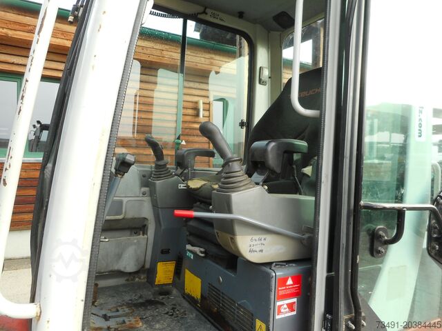Mini bager Takeuchi TB 235 ( 3.530kg )