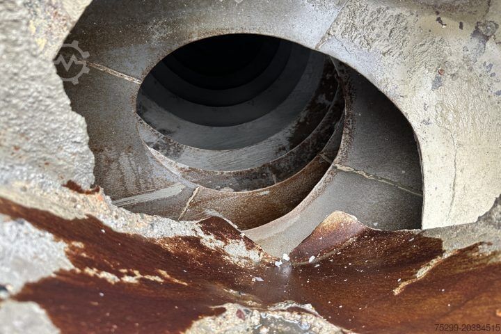 Concrete mixer truck Mercedes-Benz Actros 4448 10x4 Liebherr 12m³ / Swiss-Vehicle