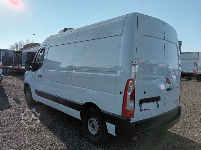 Truk berpendingin Renault Mod. Vers. Master T33