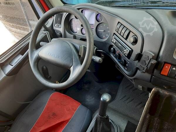 แชสซีพร้อมห้องโดยสารคนขับ DAF LF45.180