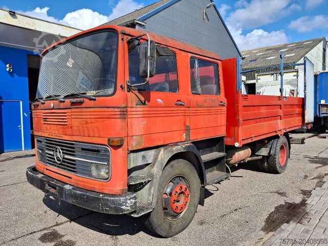 Chassis with cab MERCEDES-BENZ 1113