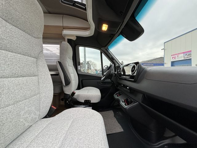 Polintegriran avtodom HYMER/ERIBA B-Klasse MC T 580 SAT/TV, Klima, Premium Paket