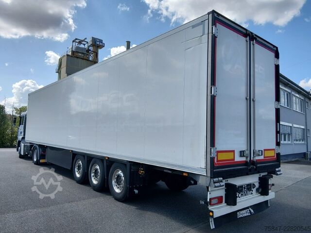 Koeloplegger Schmitz Cargobull SKO 24/L V7 Doppelstock Blumenbreite