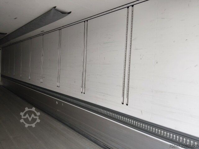 Koeloplegger Schmitz Cargobull SKO 24/L V7 Doppelstock Blumenbreite