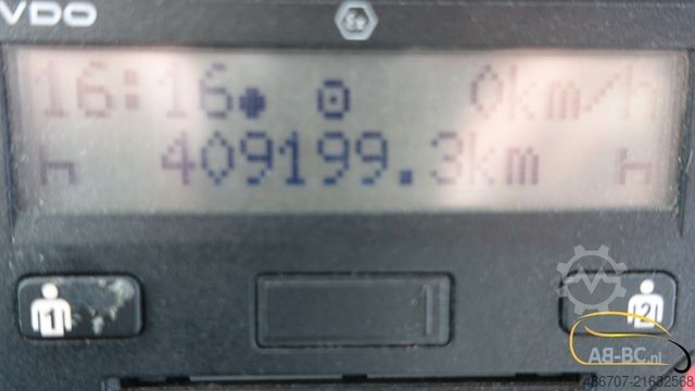 Bus VOLVO UNVI SIGHTSEEING 65 Sitze EURO 5 (2 Stuck)