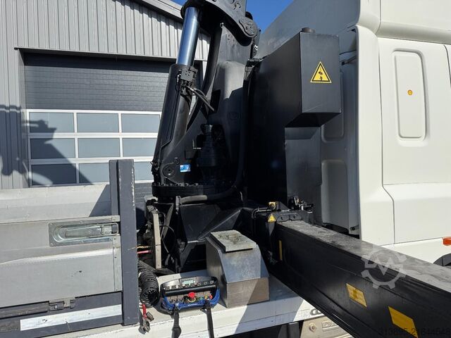 Estándar-SZM DAF CF85-460 FAS 6x2 Trekker / Bakwagen, HMF Odin 6...