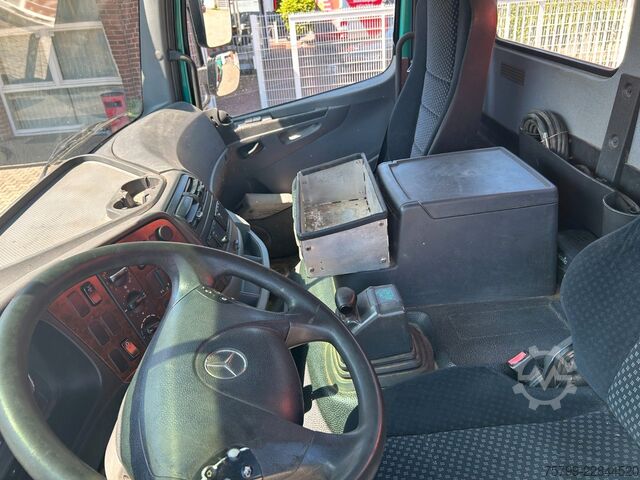 Tre-sidet tipbil MERCEDES-BENZ 1833 Axor  3Skipper + PK 12002 Kran 4x2