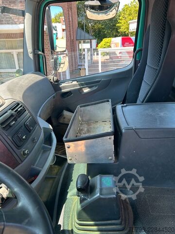 Tre-sidet tipbil MERCEDES-BENZ 1833 Axor  3Skipper + PK 12002 Kran 4x2