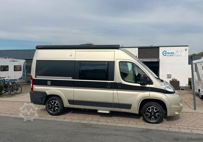 Camper van ADRIA Twin Active - Festbett - Klima - Solar - Markise