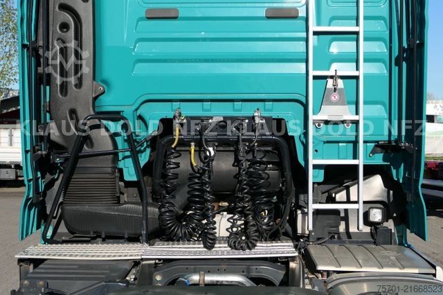 Стандартний тягач MAN TGX 18.500 XXL Retarder Kühlbox XL-Tank Euro 6