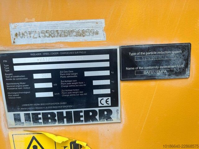  Liebherr L526
