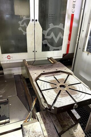 Universal-Bearbeitungszentrum HERMLE C 40 UP