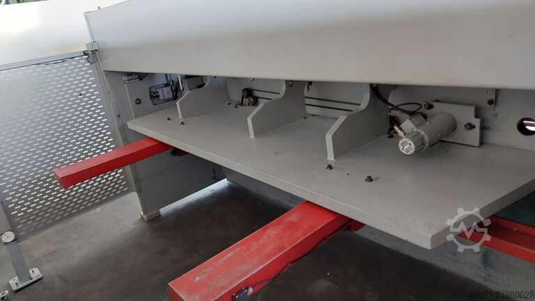 Hydraulic guillotine shear BEYELER V.R. Shear 13 x 3080