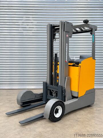 Carrello retrattile Jungheinrich ETV C16 - nur 1886 Std - Service Neu -Batterie 86%
