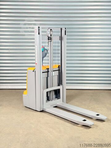 Carretilla elevadora peatonal Jungheinrich EJC 112 - nur 126 Std. - Service Neu -Batterie 90%