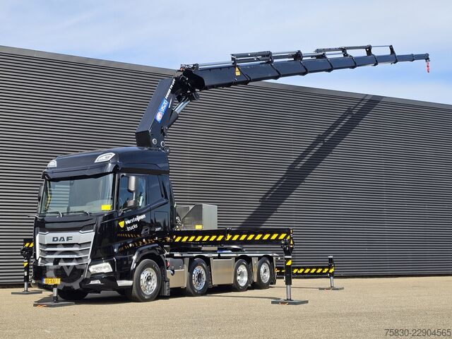 Camión grúa DAF XF 530 8x2 / HMF 9520 K8 / NIEUW!
