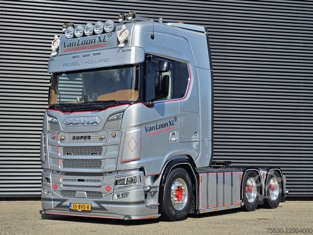 Standaard-SZM Scania S590 V8 6X4 / 2 TANKS / NL TRUCK! 80T
