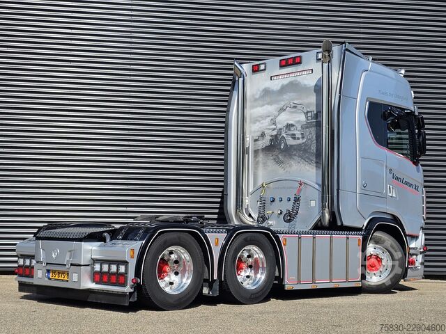 Standaard-SZM Scania S590 V8 6X4 / 2 TANKS / NL TRUCK! 80T