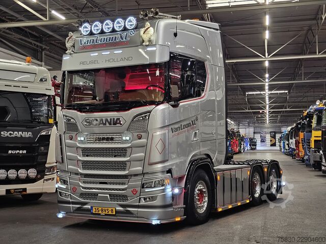 Standaard-SZM Scania S590 V8 6X4 / 2 TANKS / NL TRUCK! 80T
