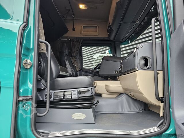 Rakodóplatform Scania R450 8x2 / HMF 60TM / CRANE / KRAN