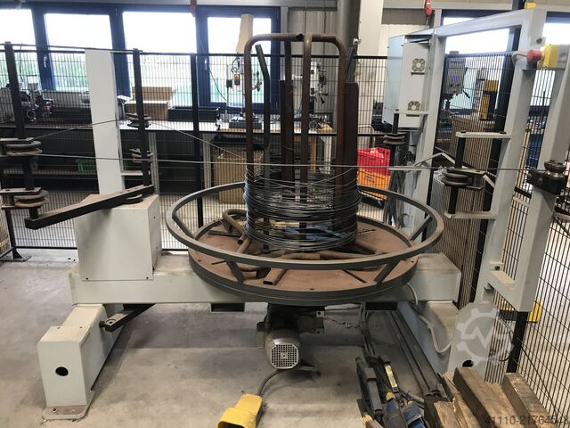 ماكينة ثني الأسلاك CNC ثلاثية الأبعاد BLM-GROUP E-FLEX