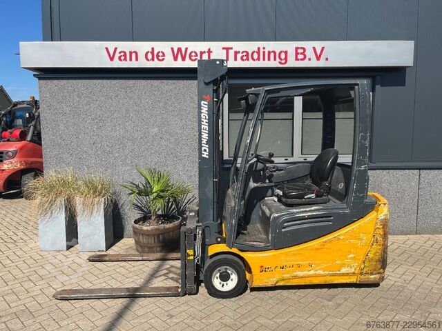 Empilhadeira Jungheinrich EFG216K Duplo 360 com Freelift, deslocamento lateral e posicionador de gar JUNGHEINRICH EFG216K Heftruck Jungheinrich EFG216K Duplo 360 Fr