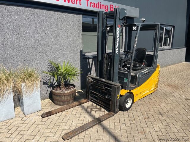 Empilhadeira Jungheinrich EFG216K Duplo 360 com Freelift, deslocamento lateral e posicionador de gar JUNGHEINRICH EFG216K Heftruck Jungheinrich EFG216K Duplo 360 Fr