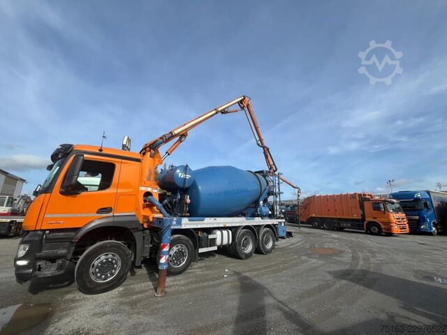 Φορτηγό αντλίας σκυροδέματος MERCEDES-BENZ Arocs 3240 B 8x4 Pumi Schwing Vector deutsch top