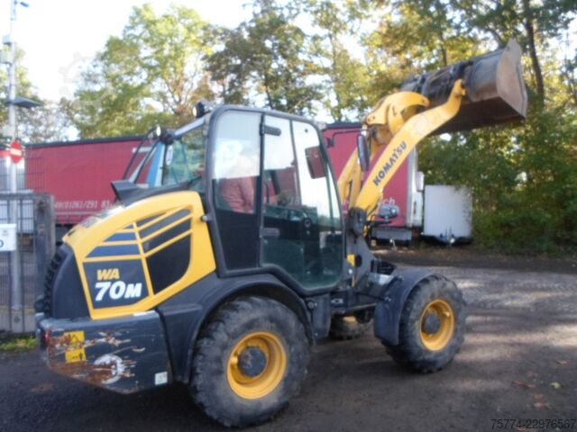 Погрузчик с колёсным шасси KOMATSU WA 70 M-8 E0