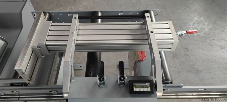 Manuellt mätstopp, digital display MEBA Metall-Bandsägemaschinen GmbH Messanschlag MLD-verstärkt