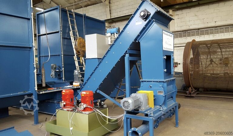 YÜRÜYEN ZEMIN KAMYONLARI IÇIN BOŞALTMA SISTEMI  