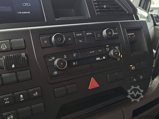 Standard-SZM M.A.N. 26.470 TGX TG3 GM 6X2/2 BL