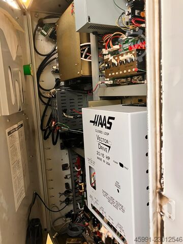  Mikron HAAS VCE 1000