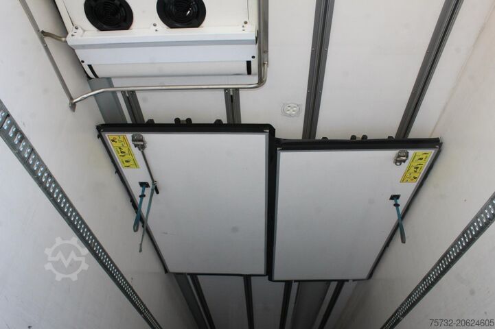 Semi-remorque frigorifique Chereau CV 1950Mt. 2,6h Strom Bi-Multi-Temp. LBW FRC 28